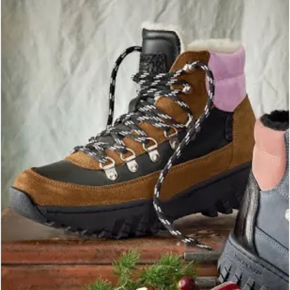 WODEN FOR SUNDANCE NEW IRIS TRACK BOOTS - size 7.5